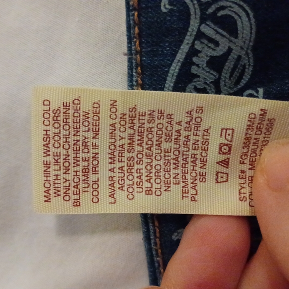 Faded Glory Dark blue/faded velvet touch skinny jeans NWOT - Picture 7 of 8